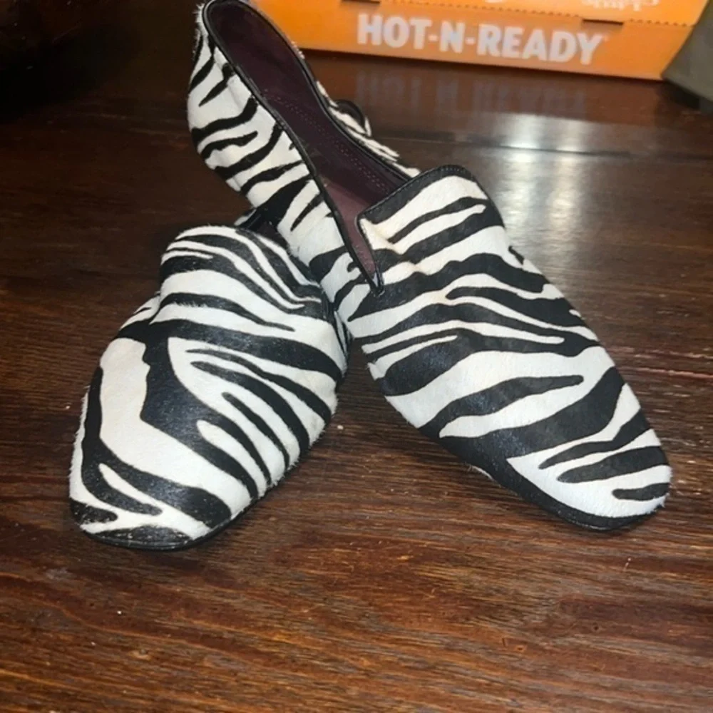 Zara Zebra Print Leather Slip On Loafers Womens Size 40EU/9.5US
